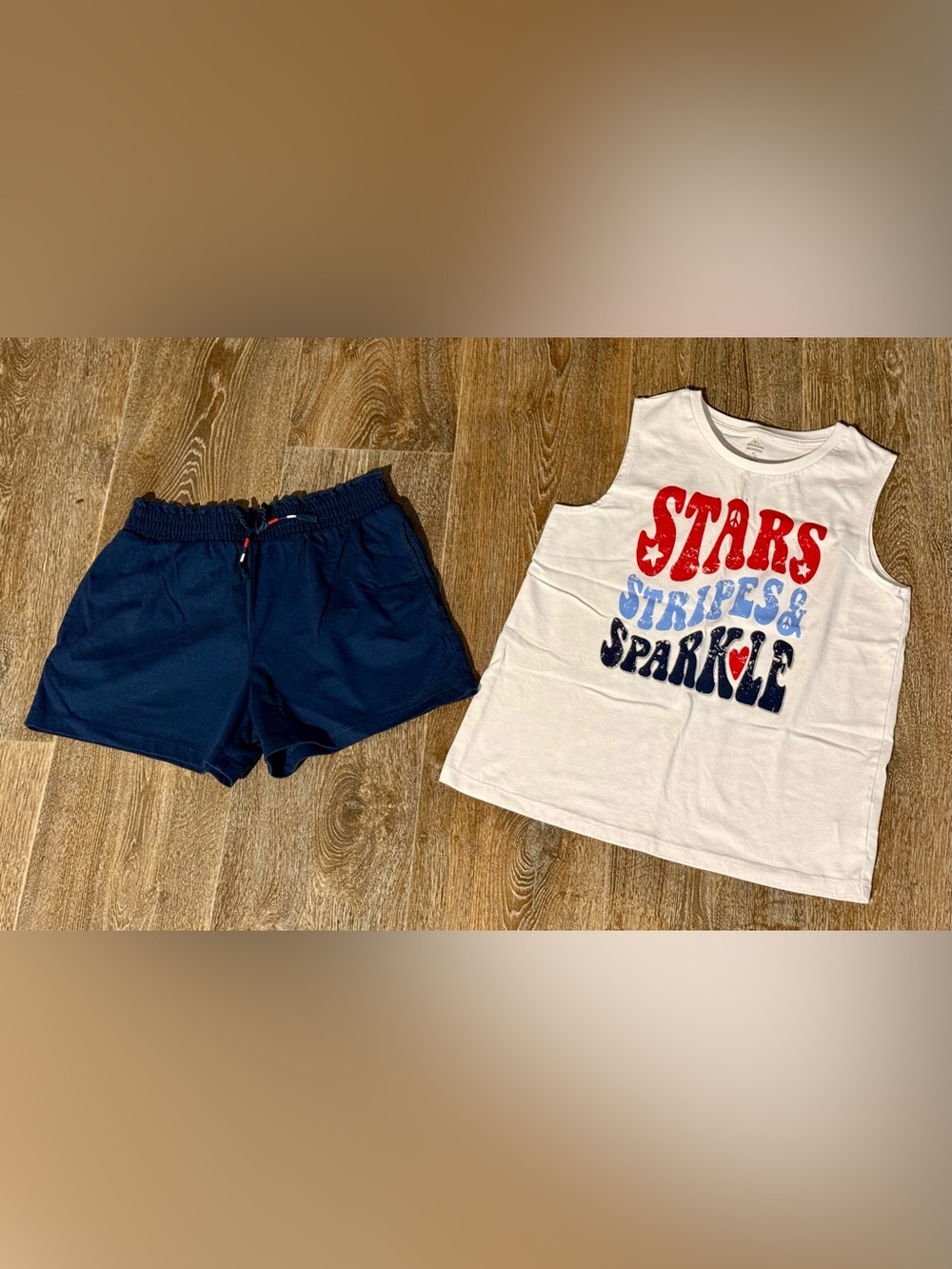 Girl’s Outfit and Shorts Size XL (14/16) *3 items*